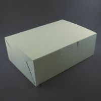 Бумажная коробка для пирожных из белого картона 215x150x75 мм