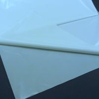 Одноразовая белая скатерть 120x160 см ПВД