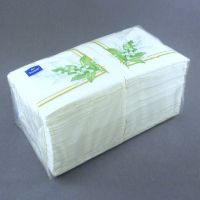 Двухслойные бумажные салфетки 20x20 см 250 листов с рисунком "Ландыши"