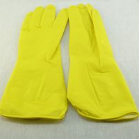 Перчатки резиновые хозяйственные размер S