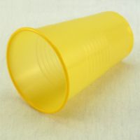 Стакан пластиковый 200 мл желтый ИНТЕКО