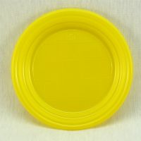 Одноразовая желтая пластиковая тарелка 165 мм ПС