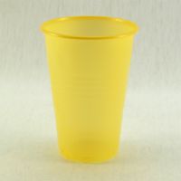 Желтые пластиковые стаканы 200 мл 10 штук