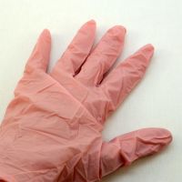 Перчатки нитриловые розовые неопудренные размер L